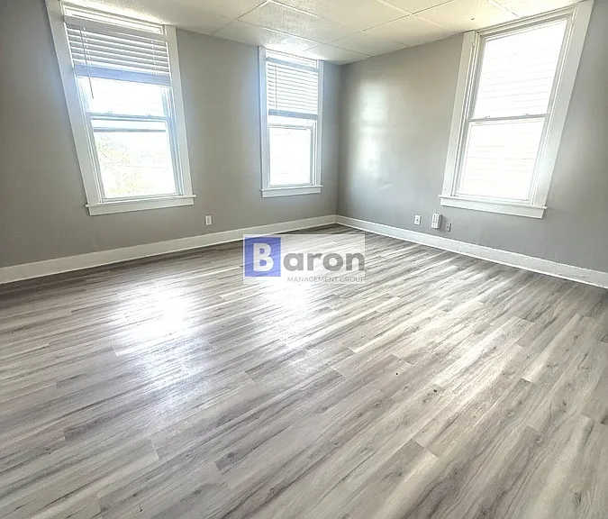 47 Ash St #3 — Photo 2