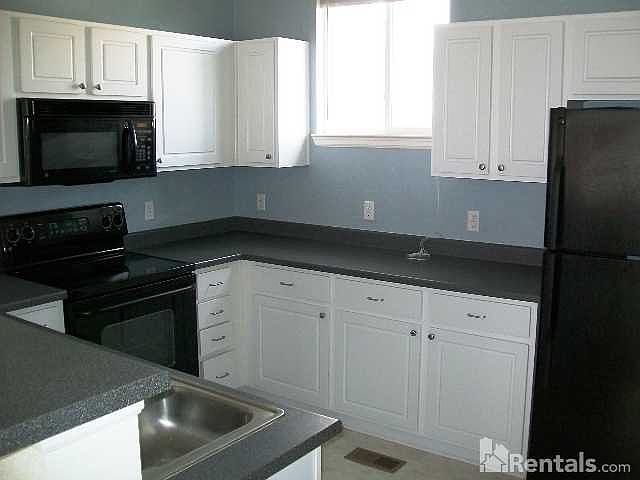 2nd image of 85 N Uinta Way Unit 903