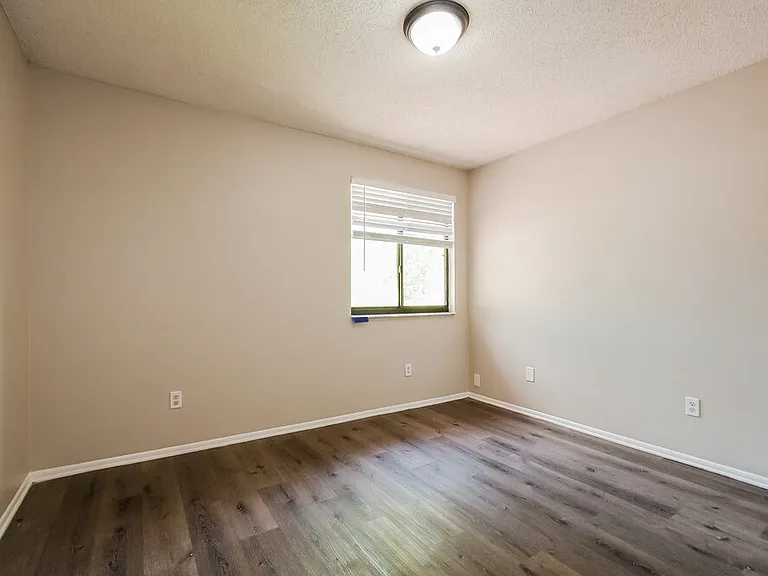 3598 S Saint Lucie Dr — Photo 12