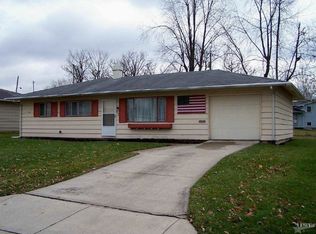 318 Corwin Ln, Fort Wayne, IN 46816