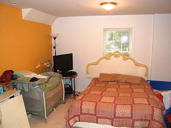 4th image of 6126 N Danford St
