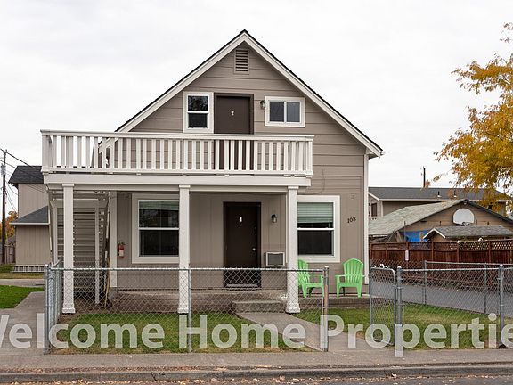 3rd image of 108 SE 6th St APT 1