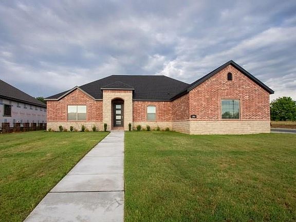 2nd image of 421 N Snyders Bluff Dr