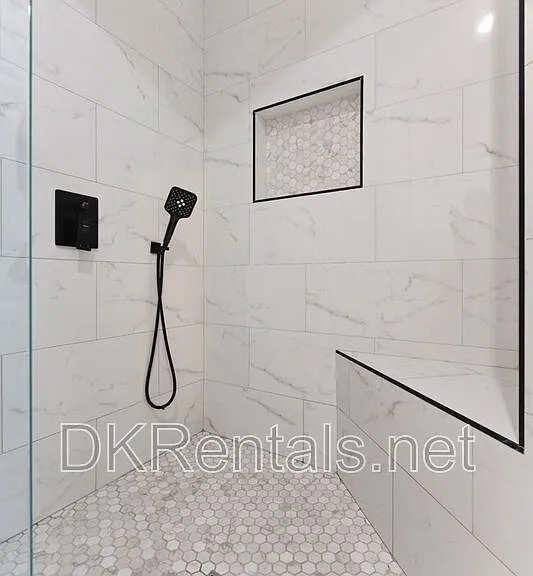 220 Renaissance Pkwy NE #2111 — Photo 31