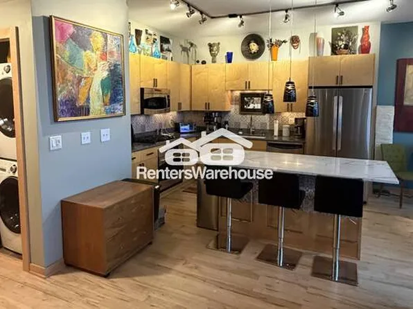 215 10th Ave S Unit 632, Minneapolis, MN 55415