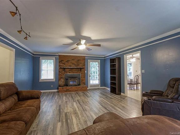 5th image of 7405 Cedarbrook Dr #64