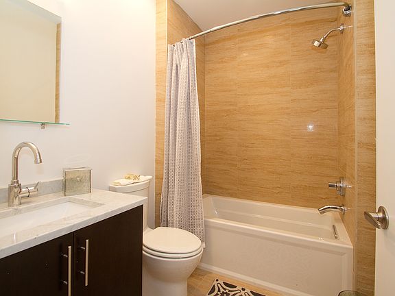 5th image of 412 N Front St Unit 12