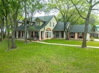 1990 Ripy Rd, Krum, TX 76249