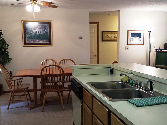 3rd image of 79 Riverfront Dr #192