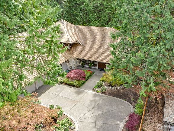 3rd image of 21845 NE 30th Place