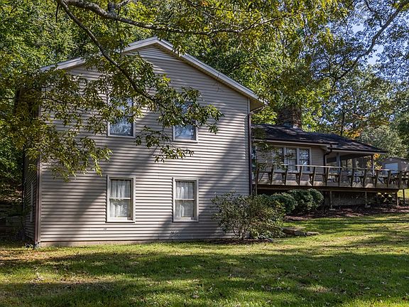 5th image of 109 N Owen Ln
