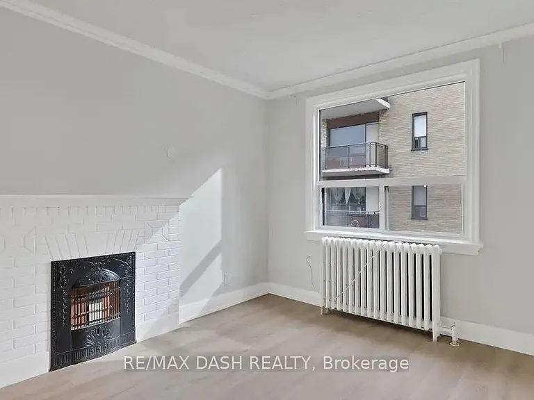 50 Raglan Ave #5 — Photo 29
