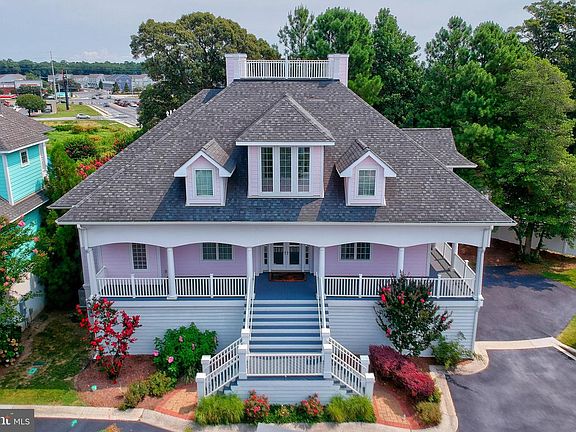 2nd image of 36809 Oasis Ct