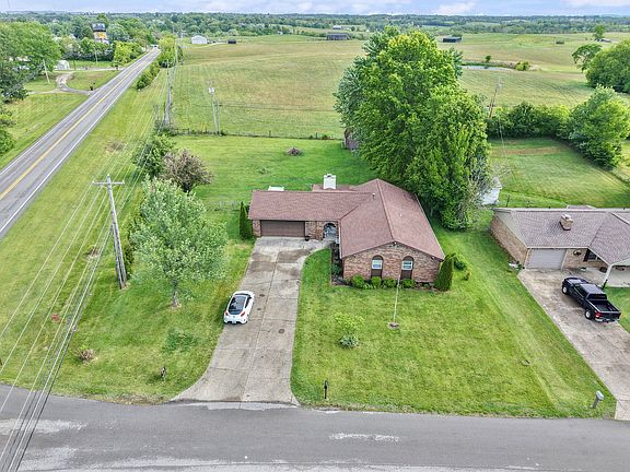 4th image of 103 Mountain View Dr