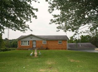 813 Ozee Farm Rd, Bedford, IN 47421