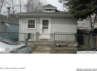 467 Center Ave, Middletown, NJ 07748