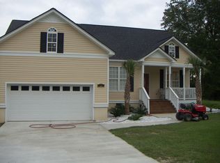 2 Leesberry Ct, Eastover, SC 29044