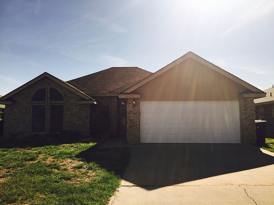3809 Wake Forest