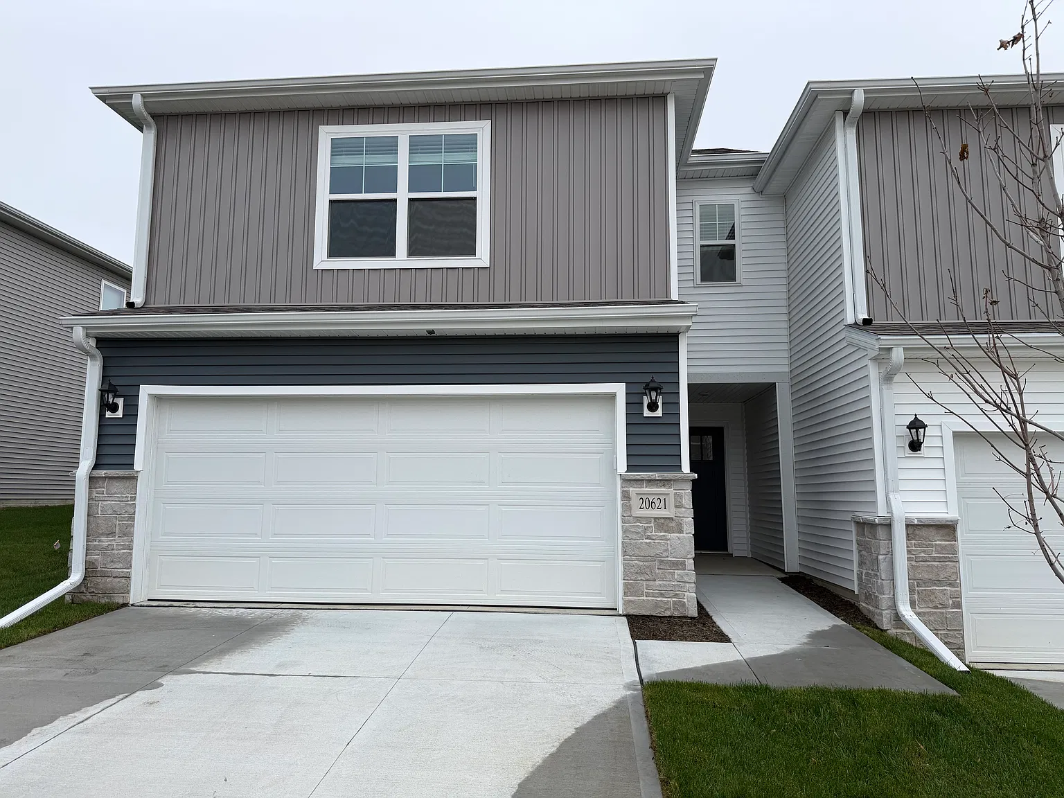 3 bed, 1511 sqft, $2,200 — Photo 1