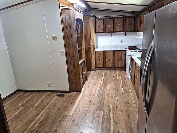 Dining room kitchen area