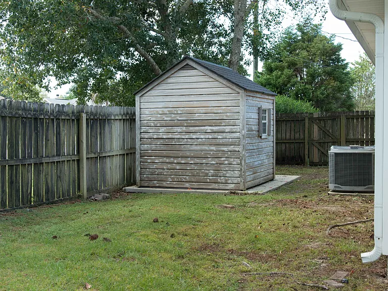 143 Palmetto Ave — Photo 22