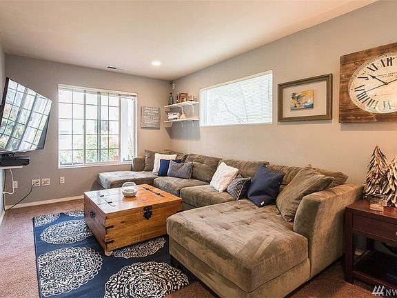 5th image of 36705 SE Gravenstein Ct