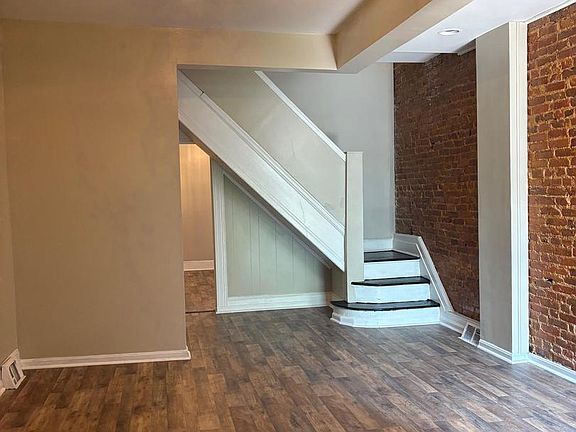 3rd image of 1932 W Lexington St