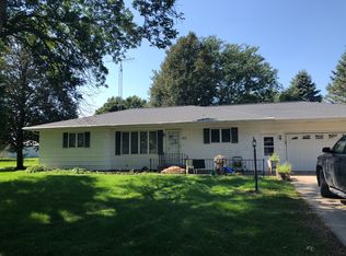 402 Jefferson Ave, Dows, IA 50071