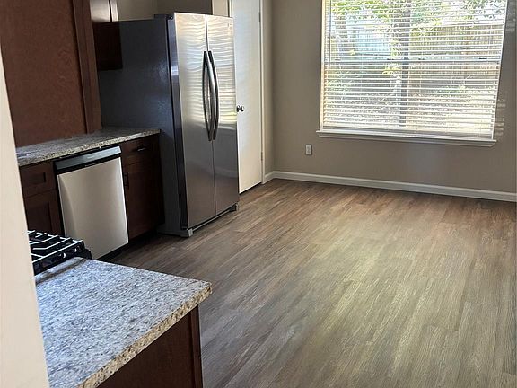 5th image of 18703 Twigsworth Ln