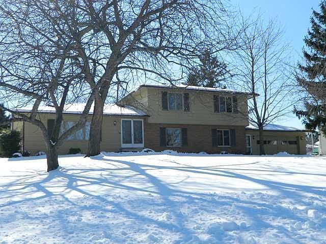 1st image of 51 Saint James Dr