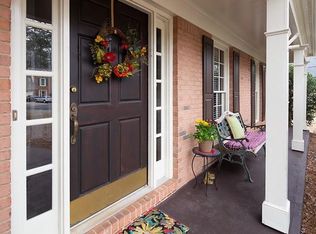 1735 Abinger Ln, Lawrenceville, GA 30043