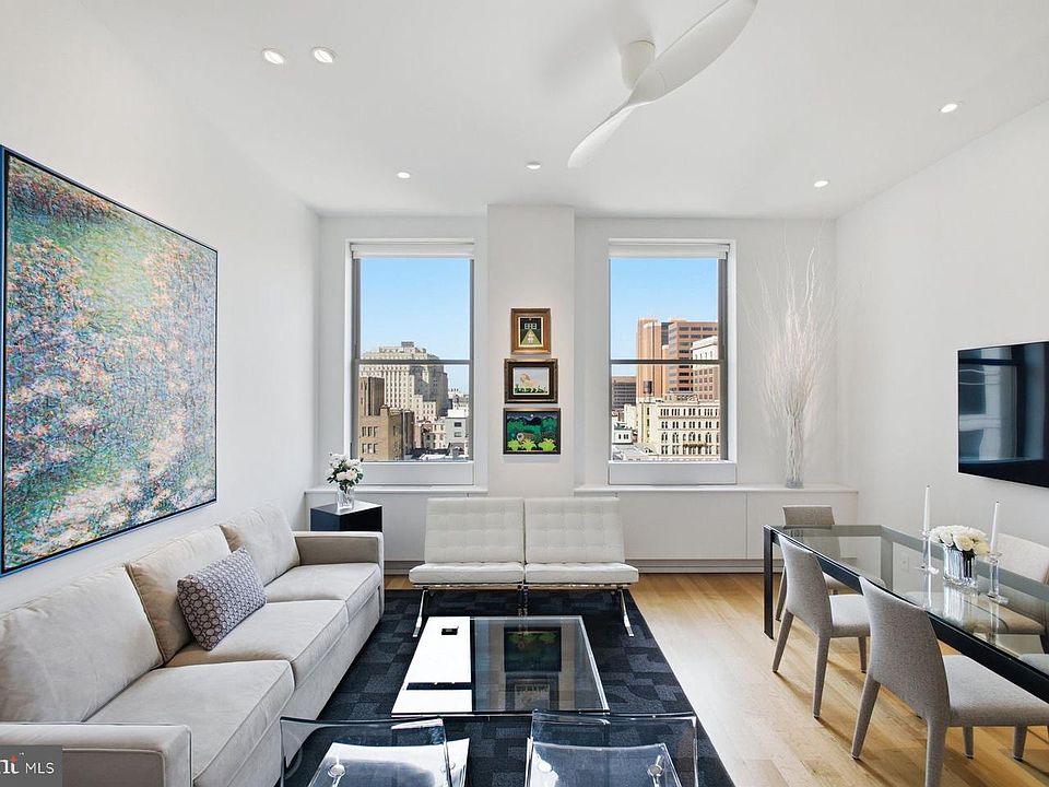 1st image of 210 W Washington Sq APT 6N