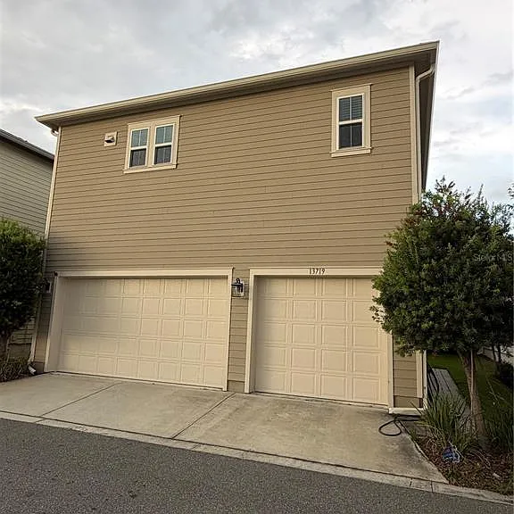 13719 Lippman Aly — Photo 1