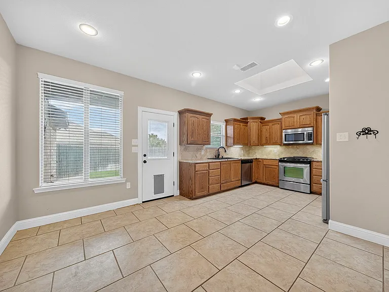 5600 Los Patios Dr — Photo 40