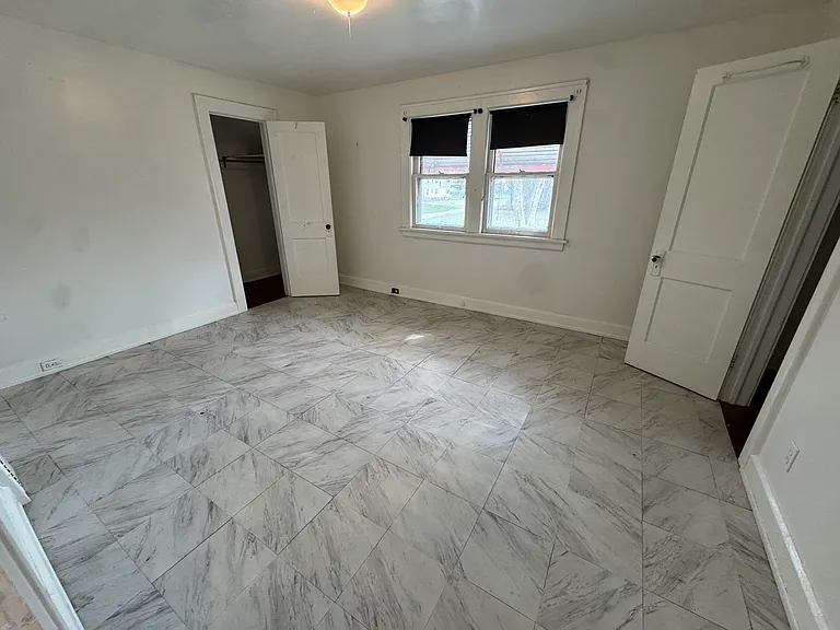 13517 Rugby Rd — Photo 8