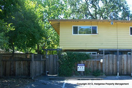 1st image of 1153 Oak Ave