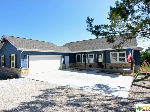 1443 Birch Ln, Fischer, TX 78623
