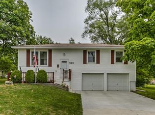 528 N Woodland Rd, Olathe, KS 66061