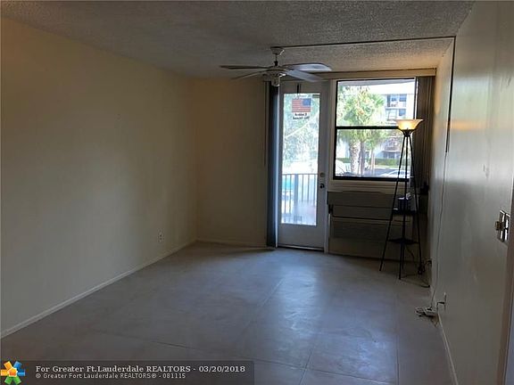 2nd image of 2701 Riverside Dr APT 205