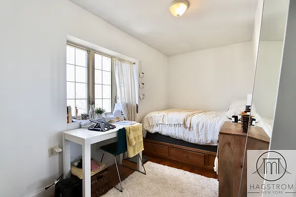Rented by Hagstrom Management Inc | media 31