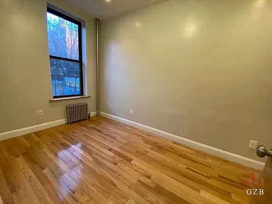 Rented by Avenues Real Estate | media 26