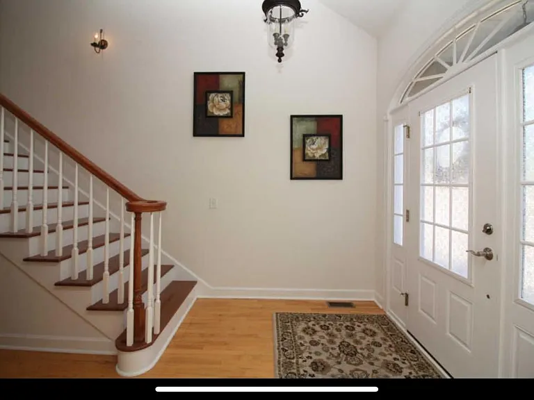 110 Smathers Dr — Photo 10