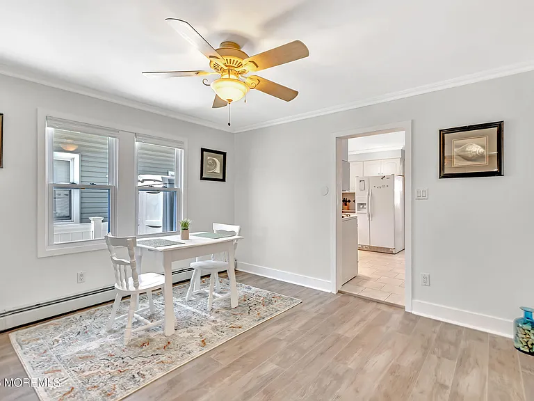 320 Ocean Park Ave — Photo 10