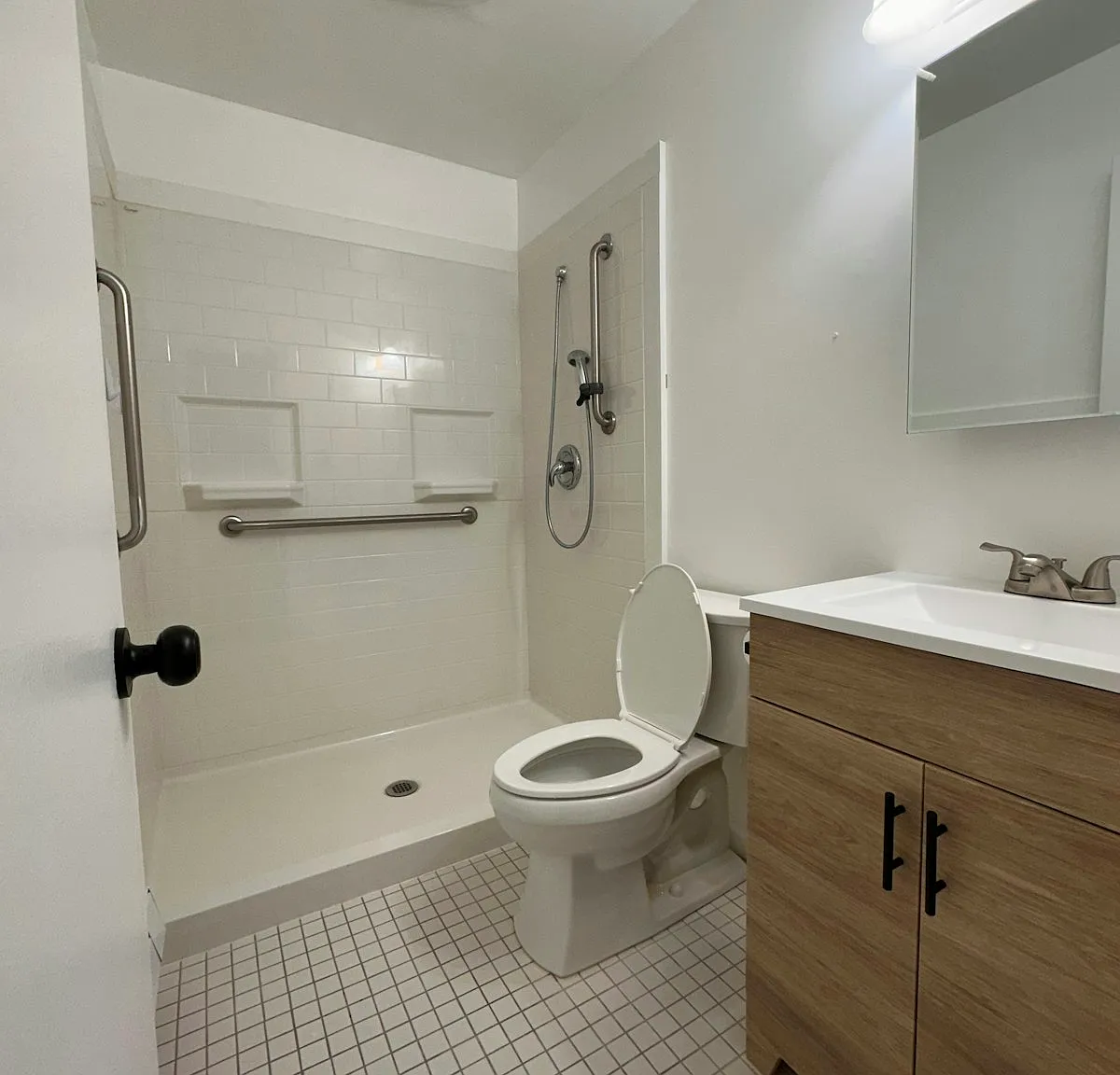 2412 Winding Way — Photo 4