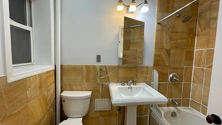 Rented by Strivers Management Group Corp (Brokerage) | media 13