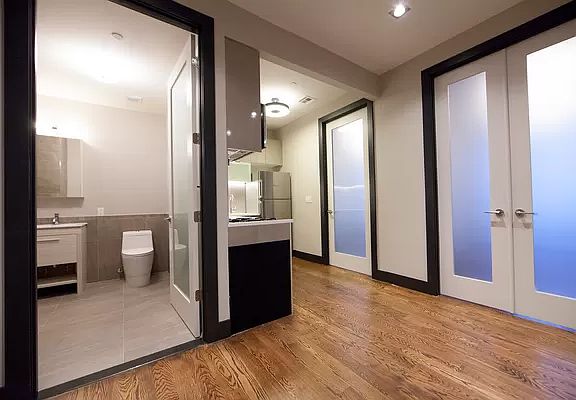 4th image of 875 De Kalb Ave #3P