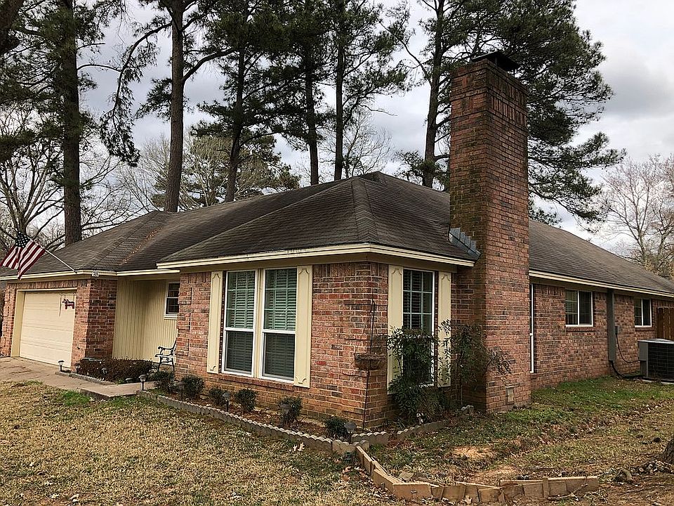 1st image of 4700 Woodcreek Dr