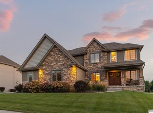 17807 Burdette St, Elkhorn, NE 68022