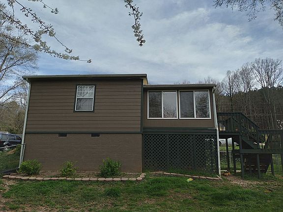 2nd image of 1372 Byrd Cir