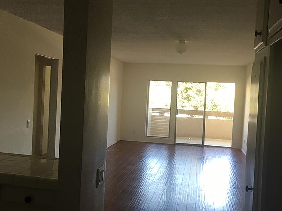 2nd image of 1342 10th St APT 207